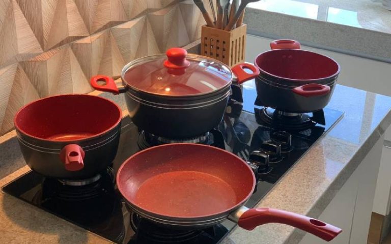 Panelas que Não Soltam Resíduos: A Revolução na Cozinha com RedSilver